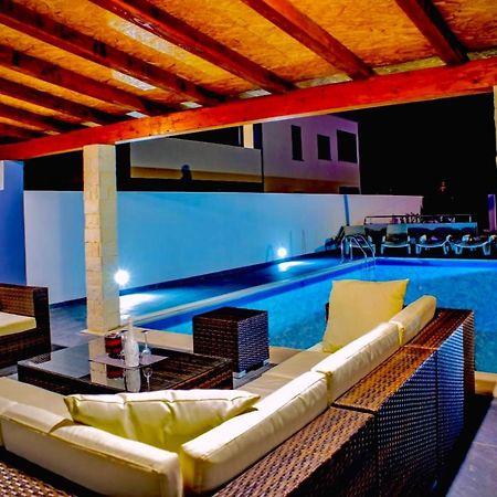 Villa Ana Kaštel Sućurac Exteriör bild