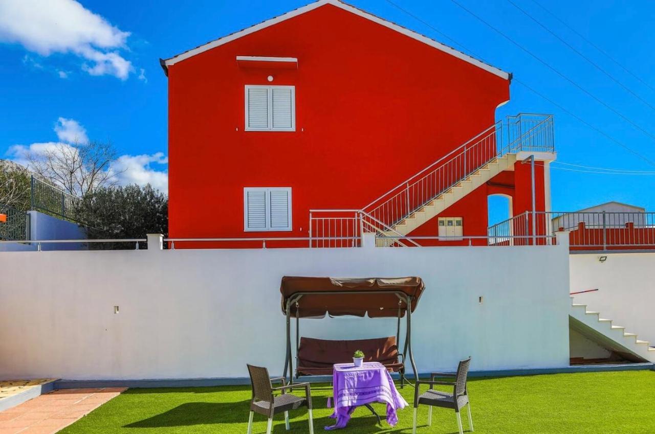 Villa Ana Kaštel Sućurac Exteriör bild