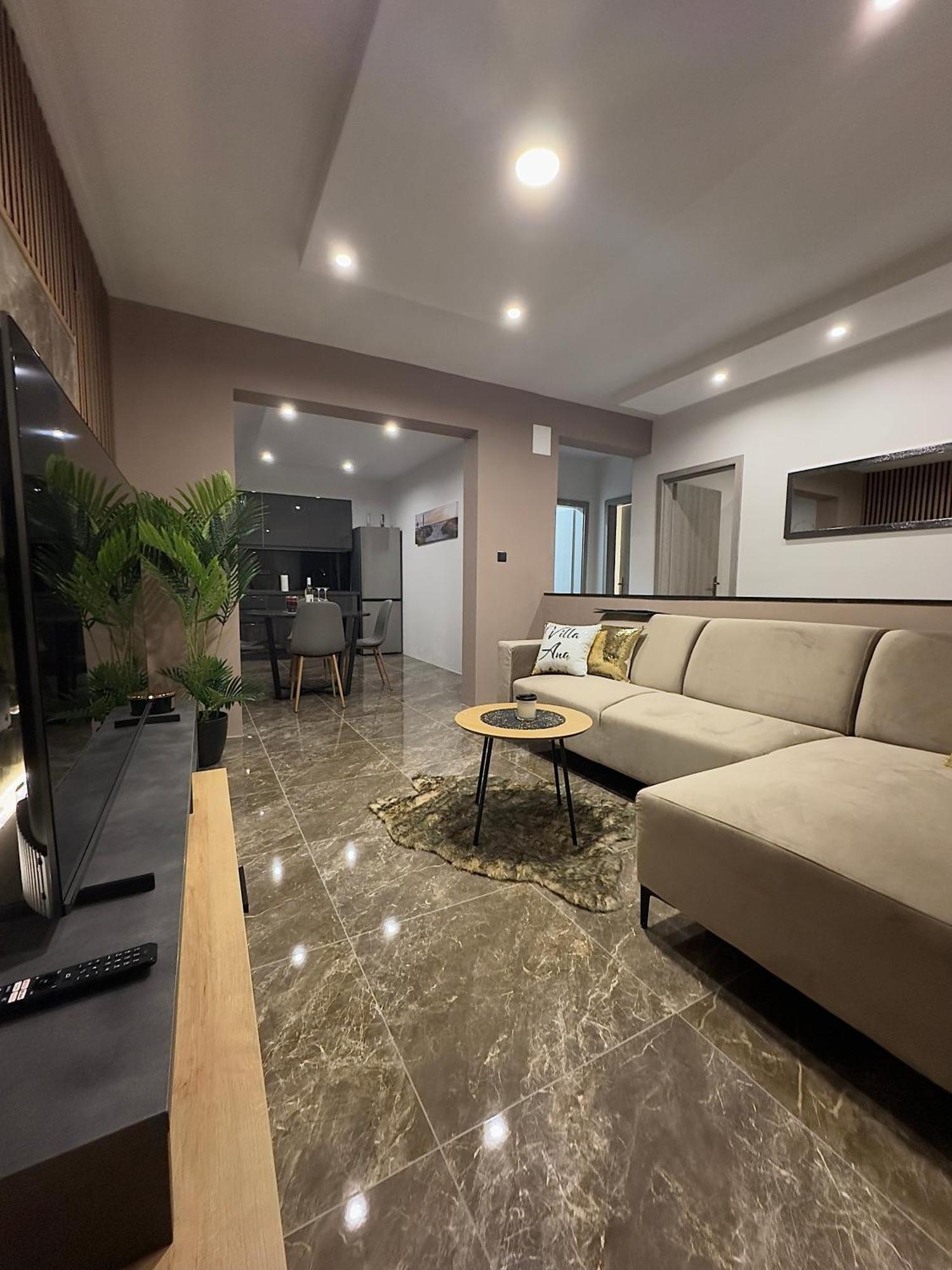 Villa Ana Kaštel Sućurac Exteriör bild