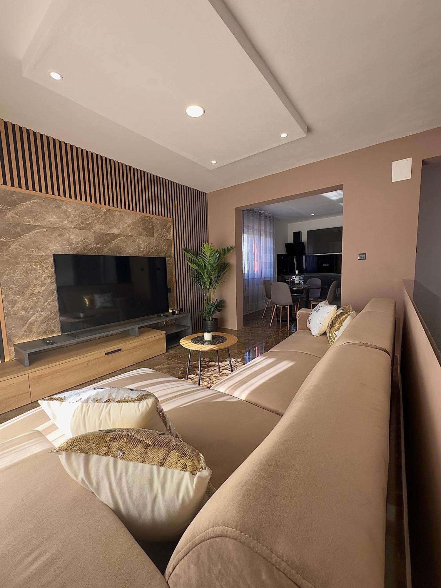 Villa Ana Kaštel Sućurac Exteriör bild