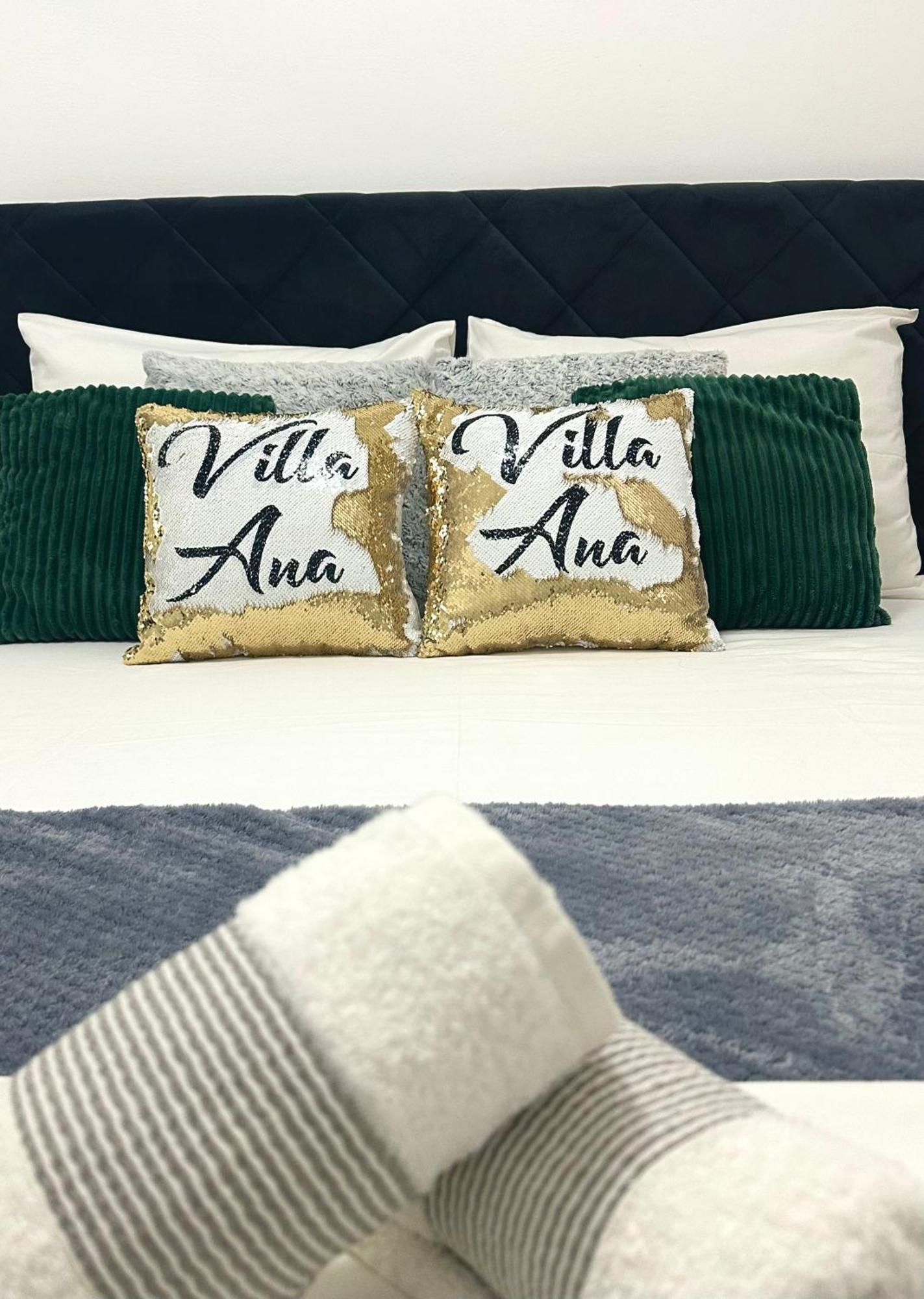 Villa Ana Kaštel Sućurac Exteriör bild